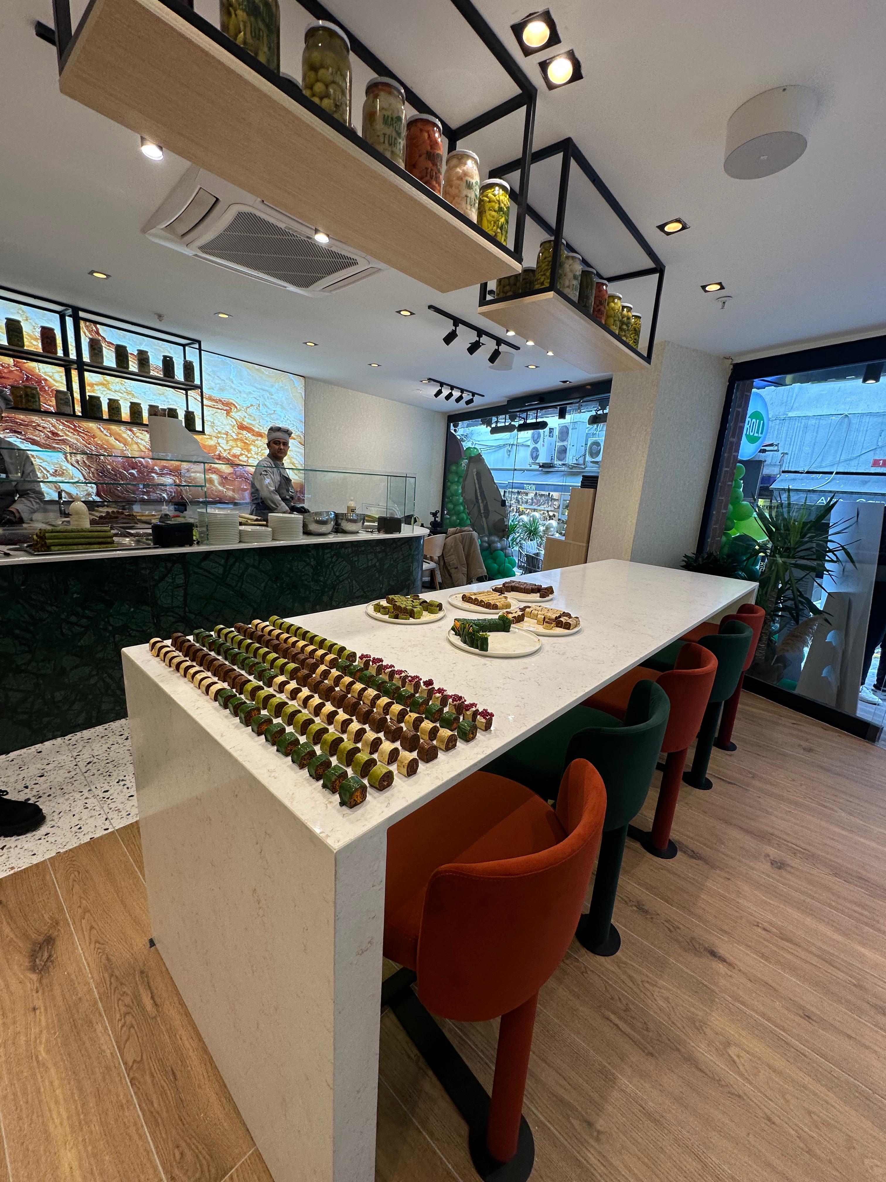 Maroll Kadıköy